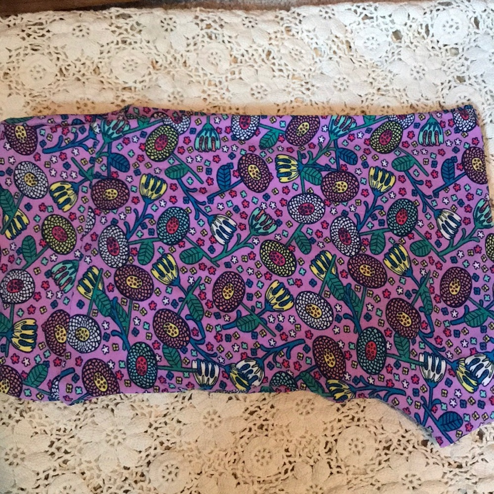 TC2 LuLaRoe leggings